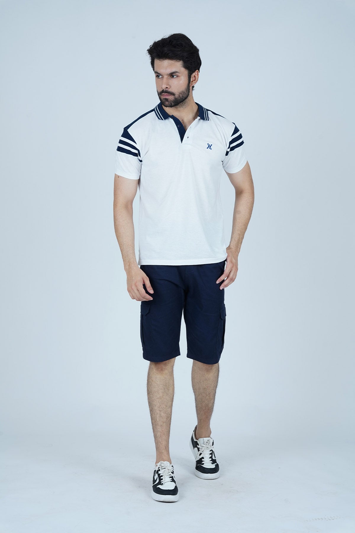 Men's Shorts Navy Blue | Cargo Shorts | XEA Stay stylish in Xea Navy Blue Cargo Shorts with 6 pockets and adjustable waistband - perfect for any activity.