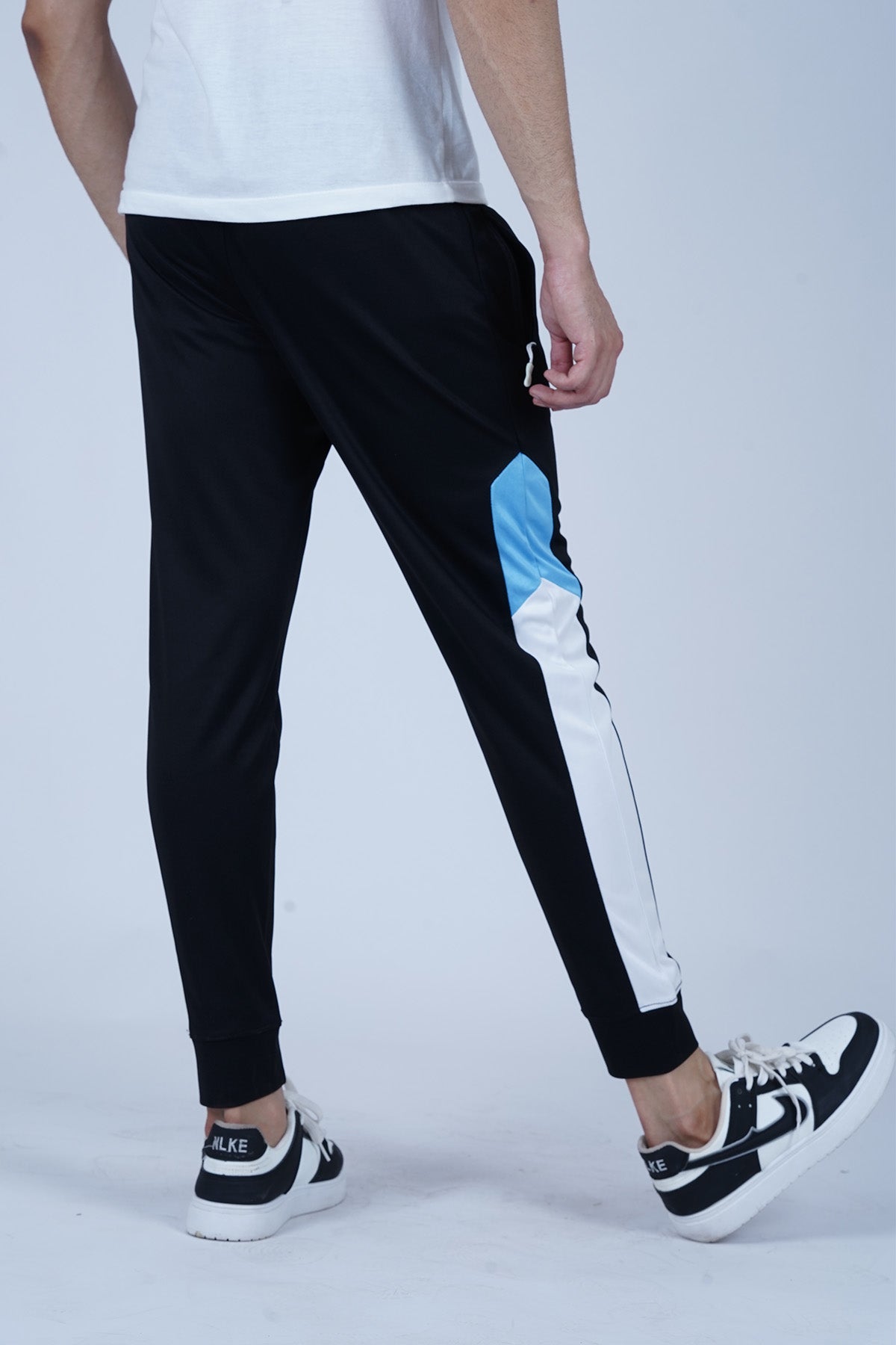 - Men's Joggers Black - Xea Clothing