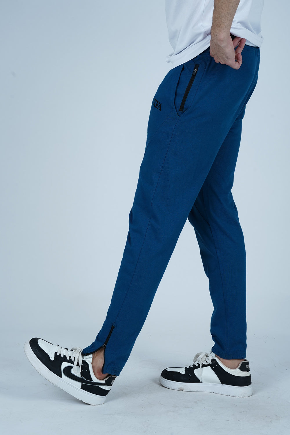 - Swift Move Men's Jogger Pants - Xea Clothing