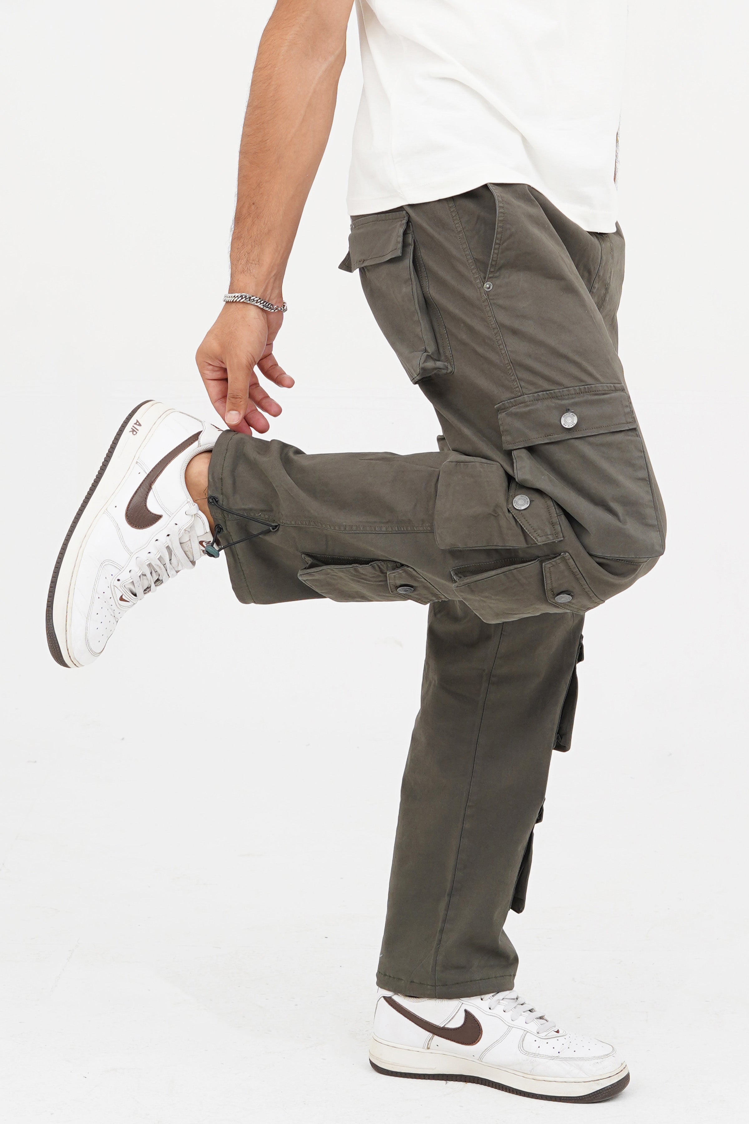 xea clothing, unisex, oversized, streetwear, loose bottom, baggy, loose fit, cargo, pants, trousers buy online in Pakistan.