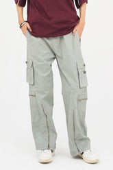 baggy cargo trousers for men streetwear style with utility pockets and loose fit