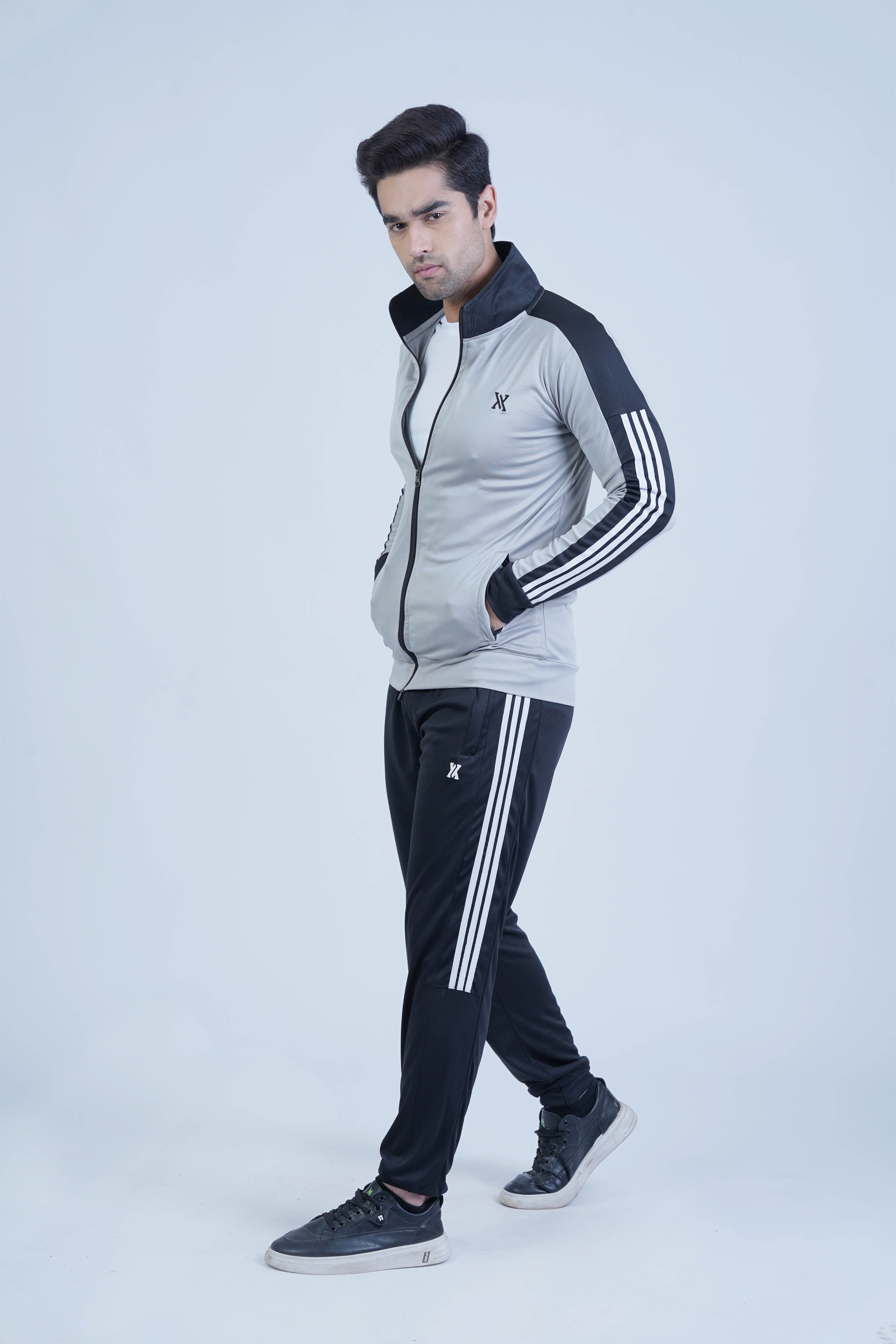 The Xea Men's Clothing Retro-Inspired Tracksuit