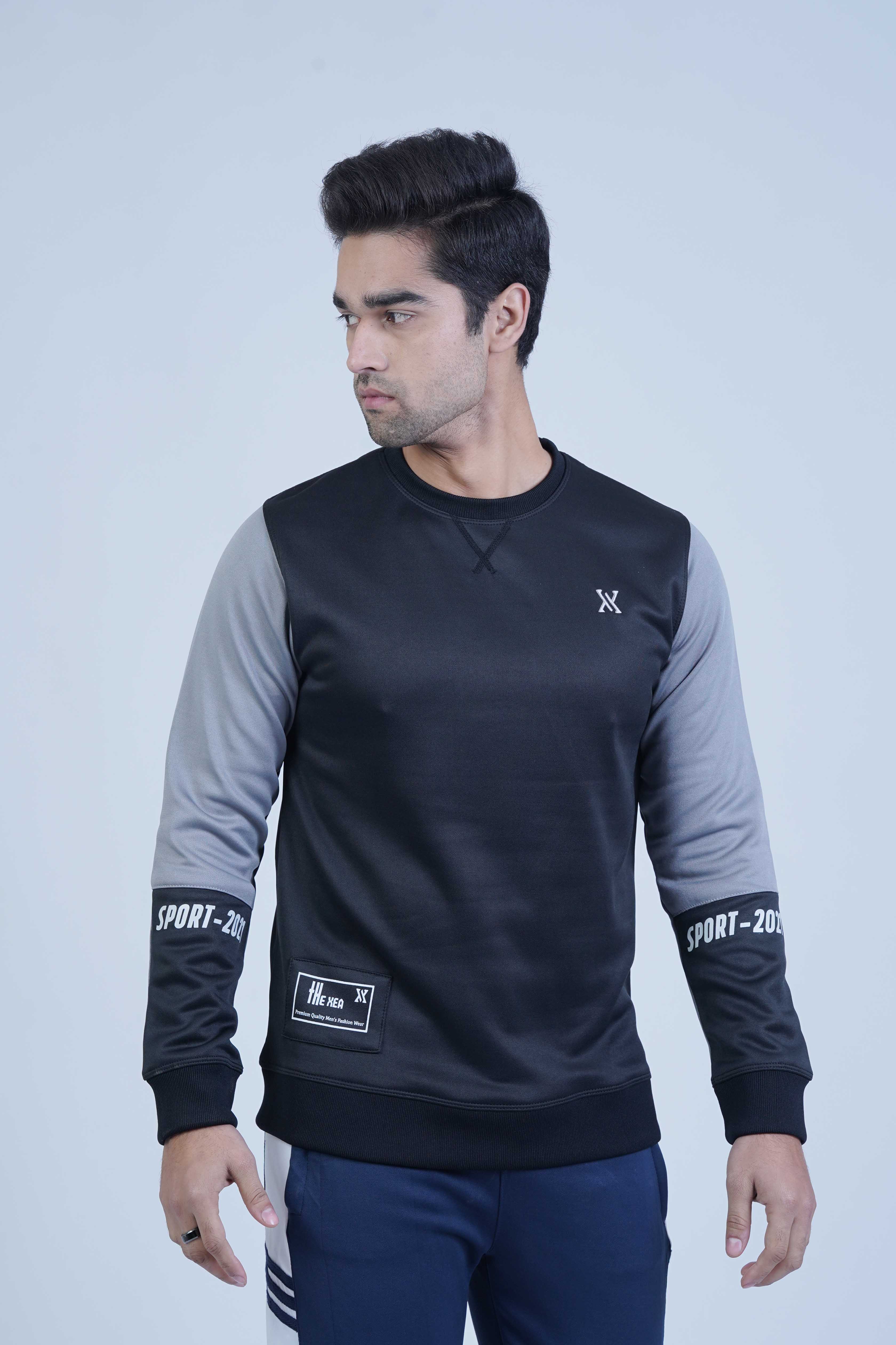 The Xea Sporty Quilt Black Sweatshirt