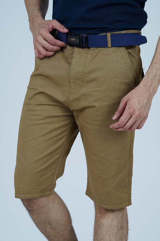 Ripstop Cargo Shorts – Khaki color Experience the perfect combination of style and comfort for warm weather with these men's Cargo shorts from Xea - always functional and fashionable.