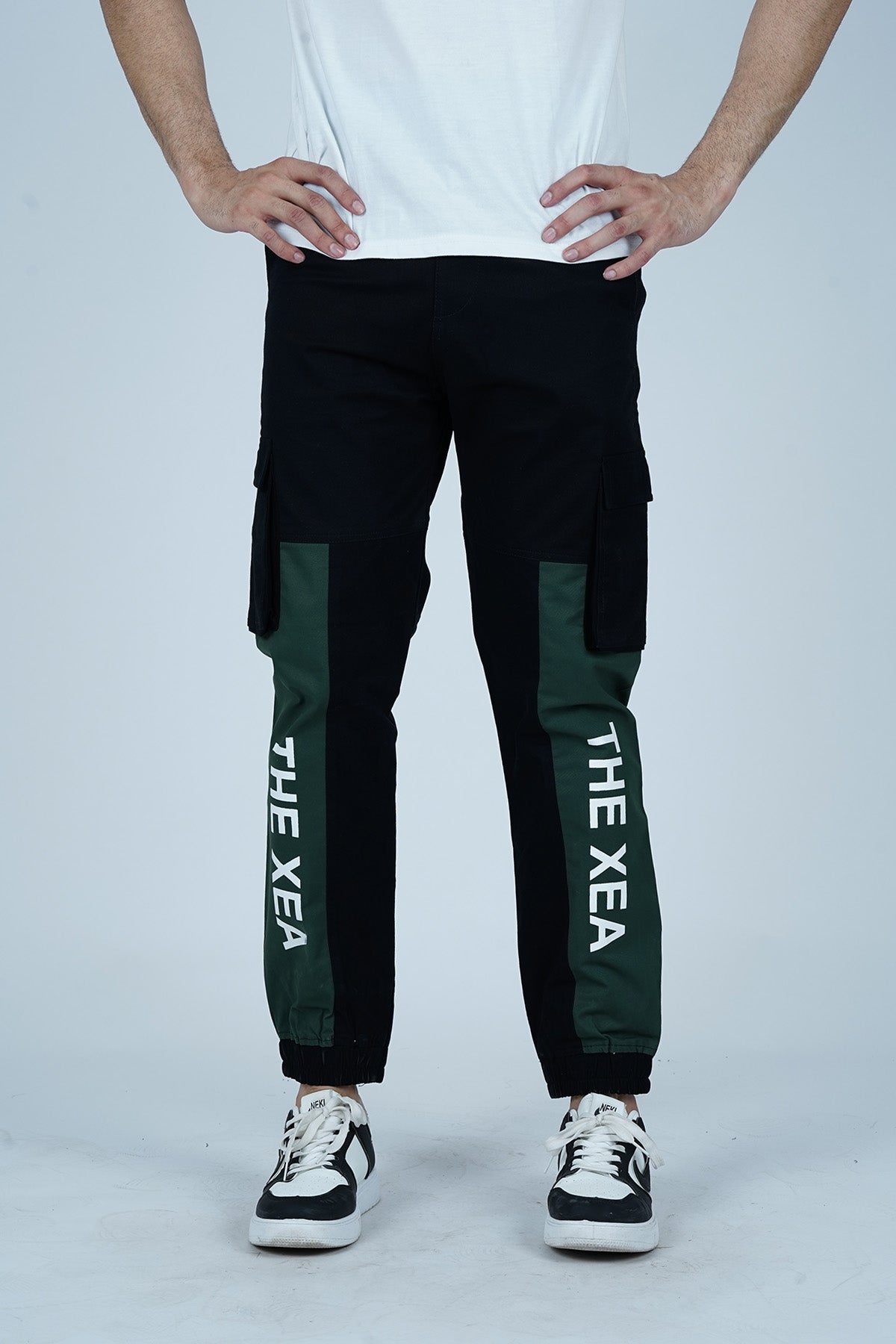 -  Men's Cargo Pant - Black & Green - Xea Clothing