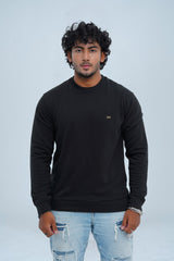 The Graphic Free Black Sweatshirt by Xea offers a harmonious blend of comfort and fashion for men. Ideal for everyday use, this sweatshirt is lightweight, soft, and ideal for layering.