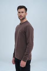 Xea men's Graphic Free Brown Sweatshirt provides an optimal combination of comfort and fashion. Perfect for everyday wear, this sweatshirt is lightweight, soft, and convenient for layering.