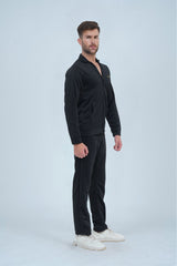 Stay warm and motivated with our sleek black Men's Activewear Winter Tracksuit. Featuring moisture-wicking technology, it's perfect for both high-intensity training and casual wear. Stay dry and look sharp all winter long! -  Men's Activewear Winter Tracksuit - Xea Clothing
