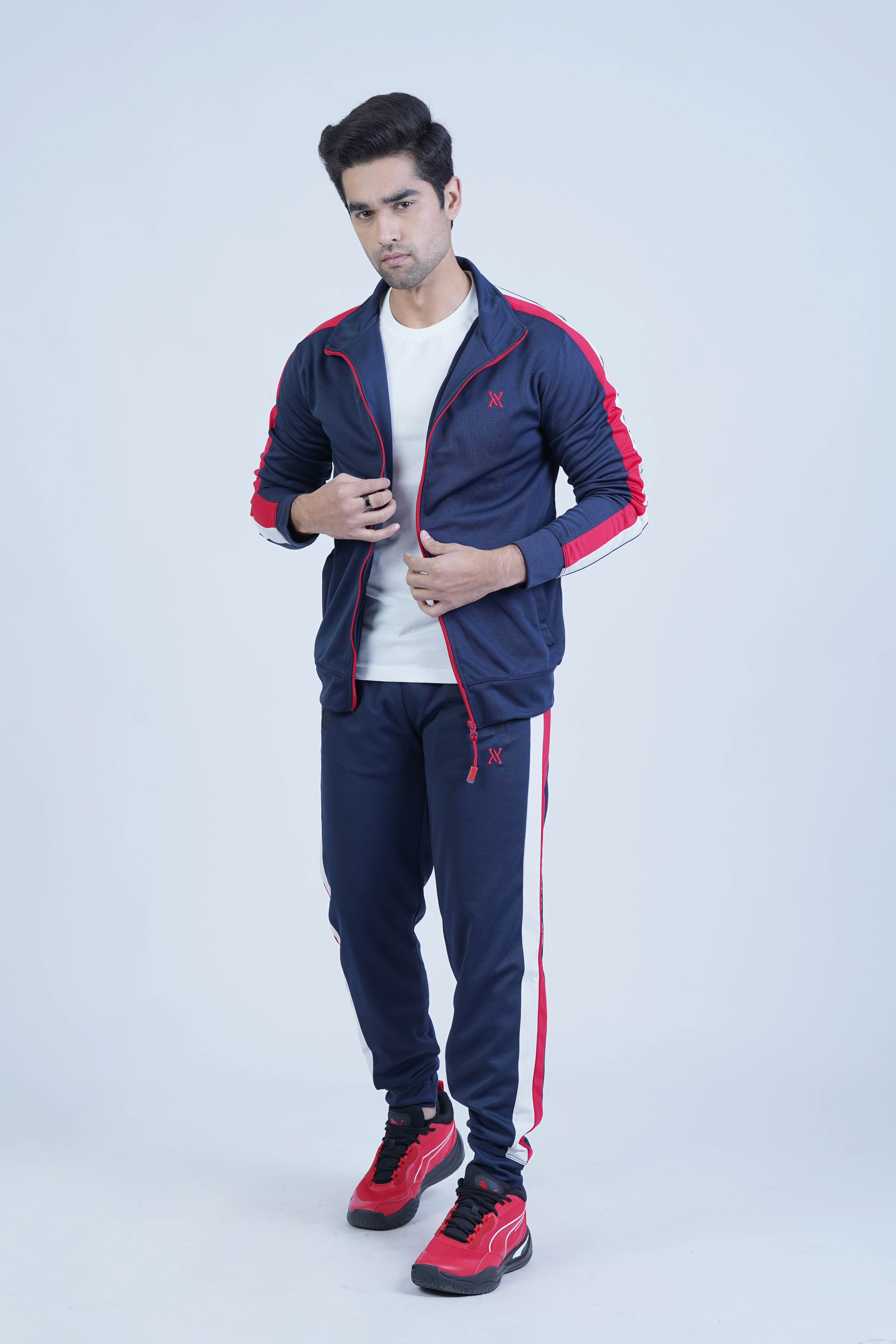 Stay warm and stylish this winter with our Men's Essential Winter Tracksuit in navy. It offers a modern look, exceptional comfort, and easy movement for outdoor workouts, gym sessions, or casual outings. -  Men's Essential Winter Tracksuit - Xea Clothing