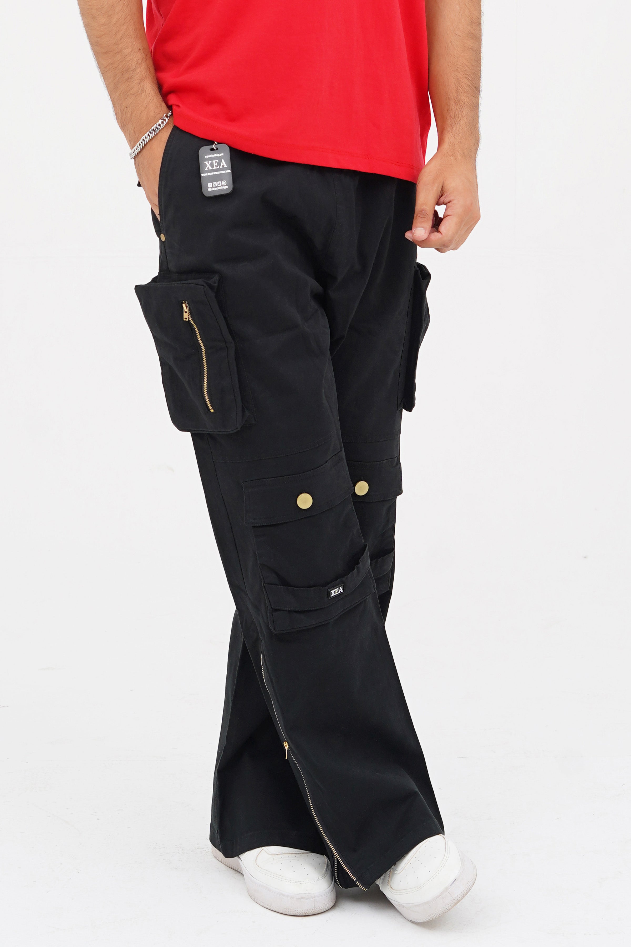 XEA Clothing Black Baggy Cargo Pants – Unisex Streetwear with Multiple Pockets