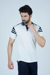 Xea Color Block Men's White Polo Shirt. This comfortable and stylish piece has a Urban design with a Contrast collar and Shoulder.