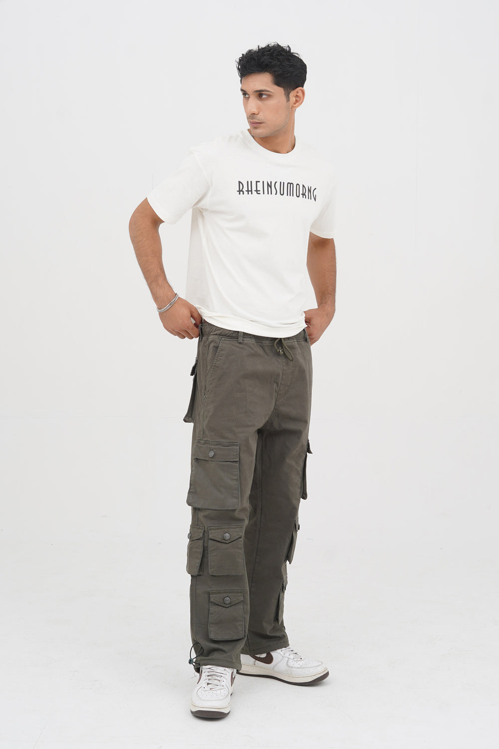 xea clothing, unisex, oversized, streetwear, loose bottom, baggy, loose fit, cargo, pants, trousers buy online in Pakistan.