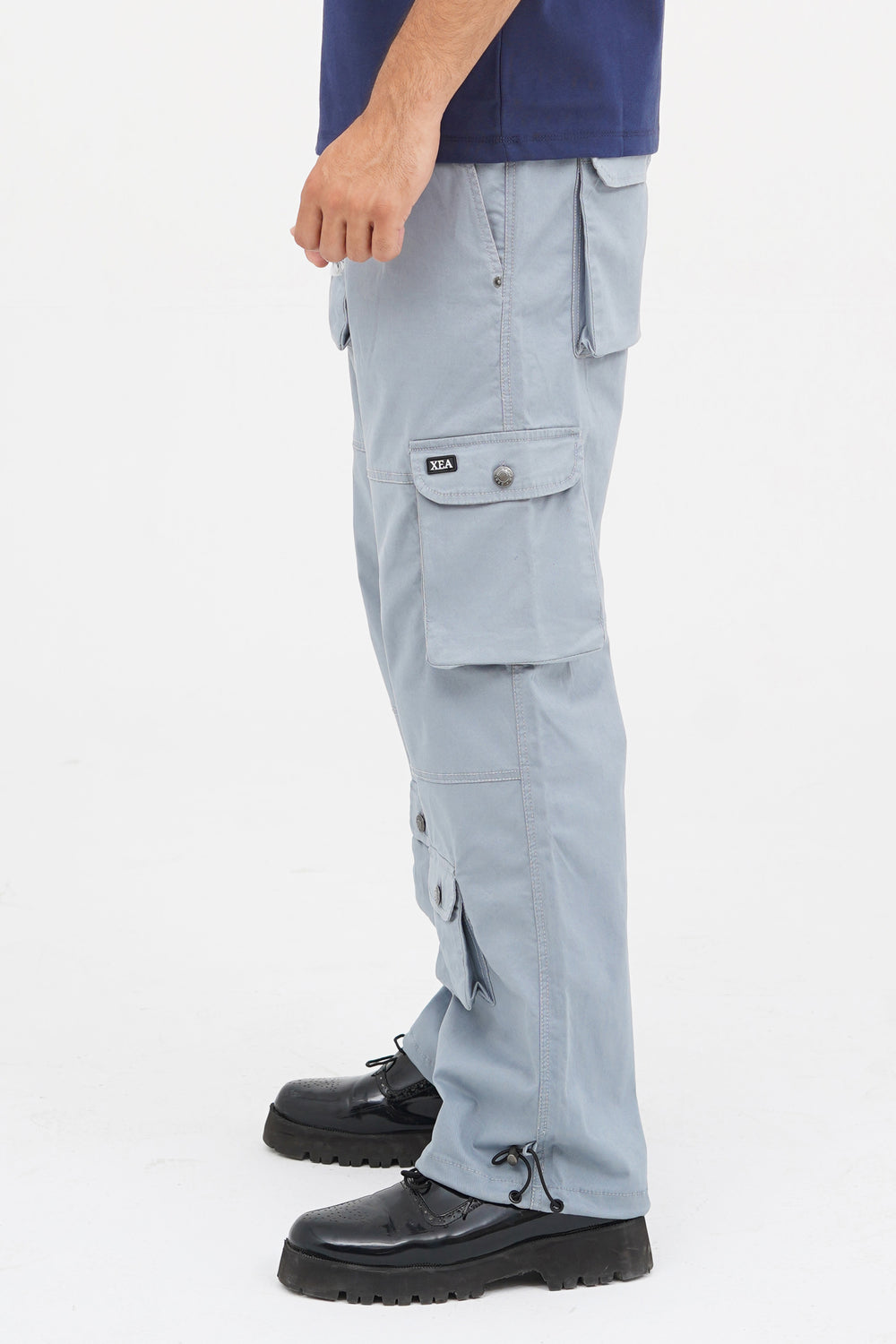 6 pocket cargo trousers for men with baggy streetwear fit and utility pockets
