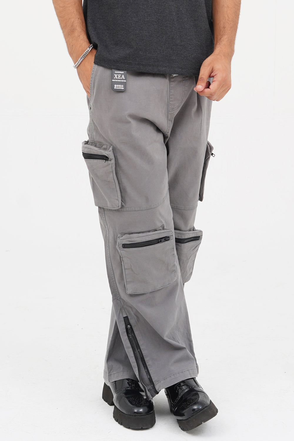 xea clothing, unisex, oversized, streetwear, loose bottom, baggy, loose fit, cargo, pants, trousers buy online in Pakistan.